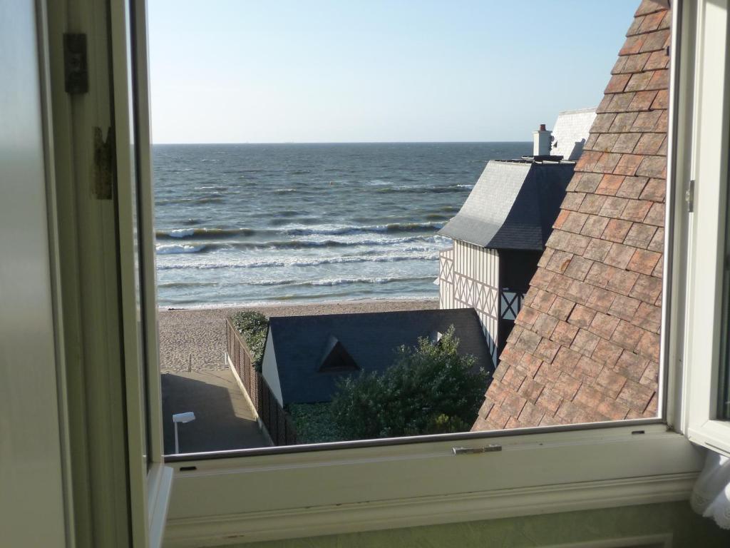 Hotel De La Mer - Deauville Blonville - Boutique Hotel De Charme Vue Mer Ou Campagne - Acces Direct Plage Екстериор снимка